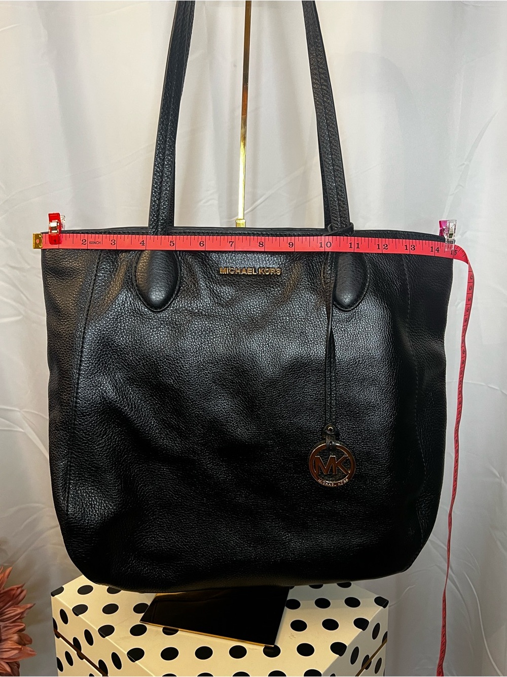 Michael Kors Black Leather Tote with Gold Logo Charm - Picture 4 of 16